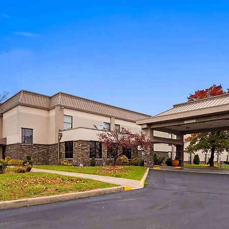 Hotel Baymont By Wyndham Monroe Ohio Esterno foto